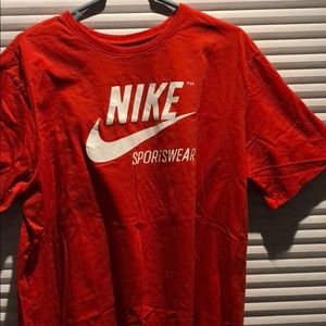 XL nike T